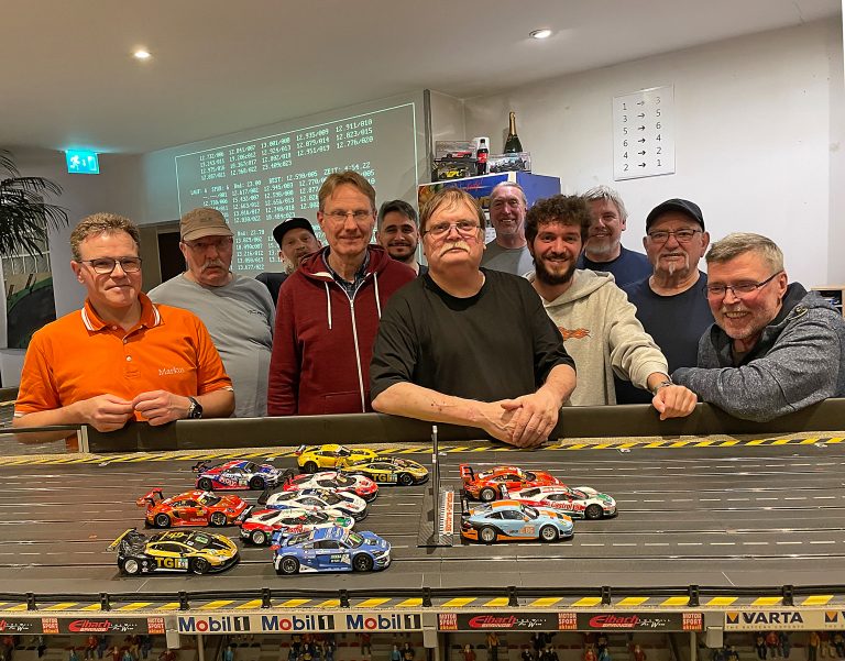 Carrera GT Lauf Nr. 4: Ein Ford vor den Porsche – Start und Zielsieg für Steffen
